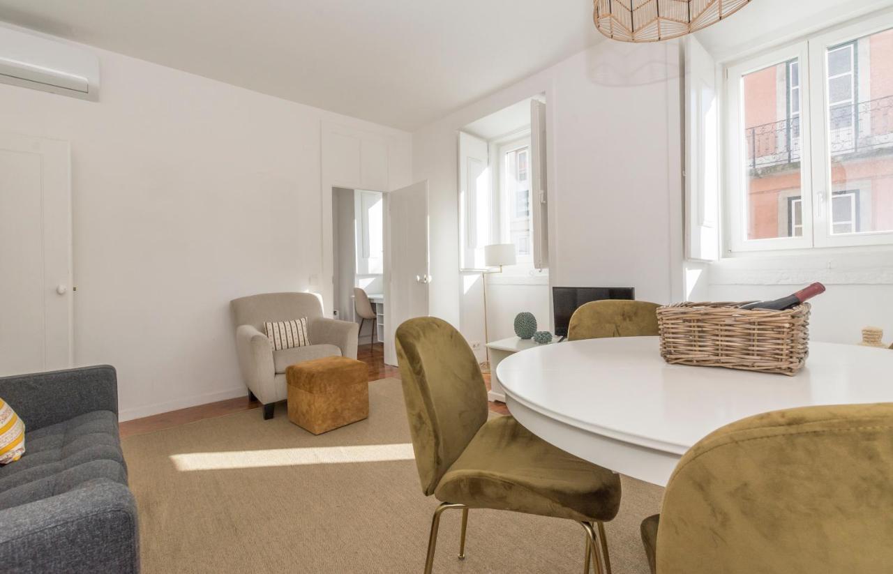 Live Like A Local @ Casa Da Esquina - Wifi & A/C Apartment Lisboa Ngoại thất bức ảnh