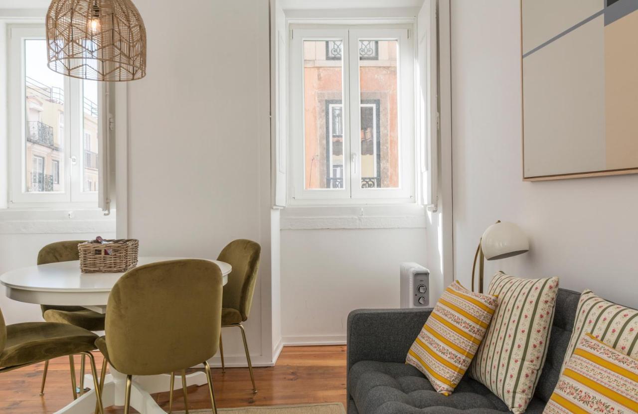 Live Like A Local @ Casa Da Esquina - Wifi & A/C Apartment Lisboa Ngoại thất bức ảnh