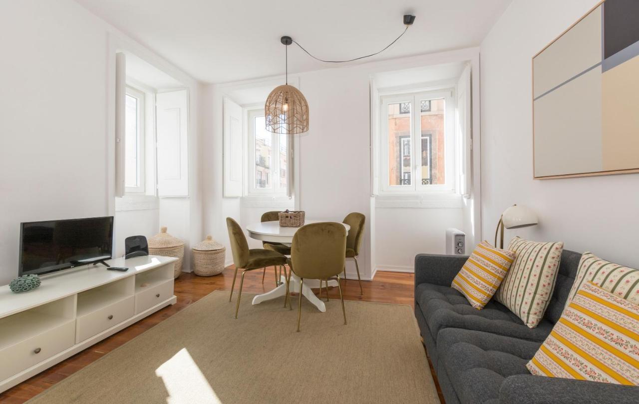 Live Like A Local @ Casa Da Esquina - Wifi & A/C Apartment Lisboa Ngoại thất bức ảnh