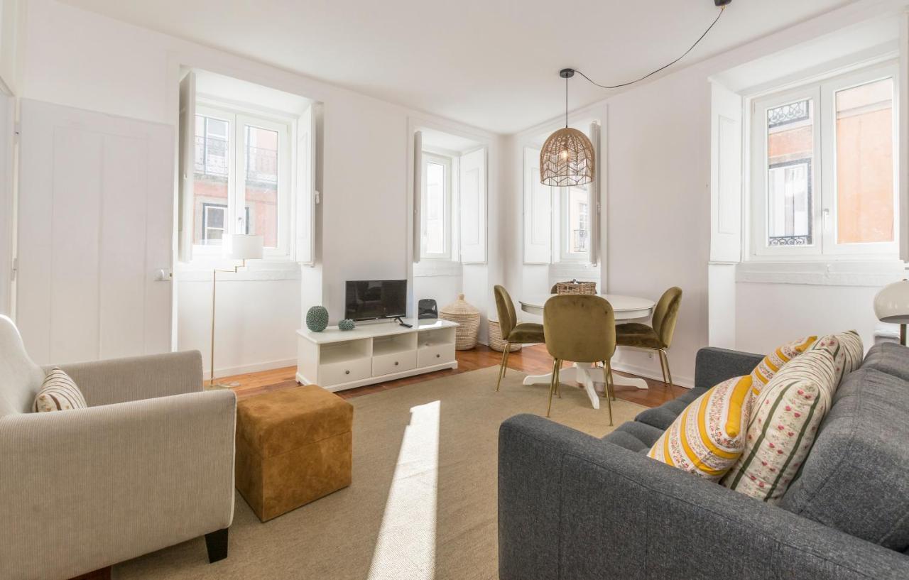 Live Like A Local @ Casa Da Esquina - Wifi & A/C Apartment Lisboa Ngoại thất bức ảnh